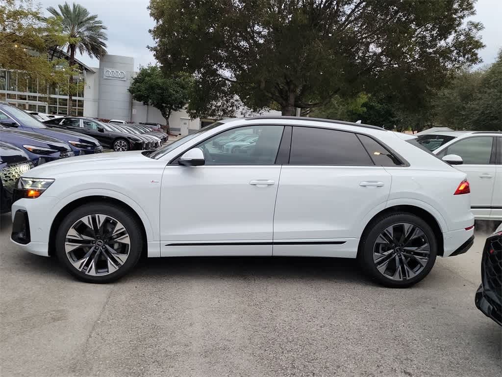 Thumbnail: 2026 Audi Q8 - 5