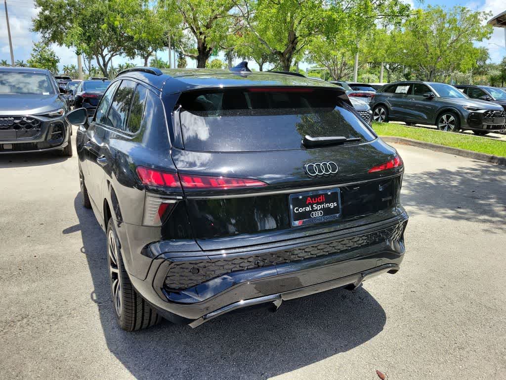 Thumbnail: 2026 Audi Q3 - 6