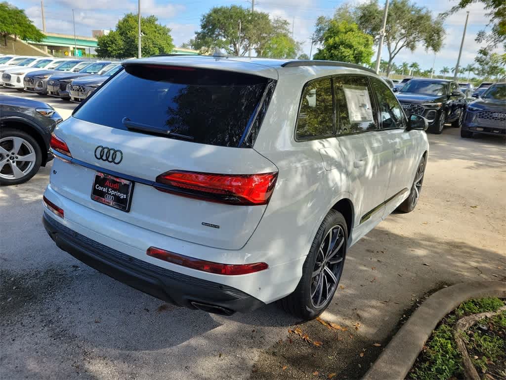 Thumbnail: 2026 Audi Q7 - 8