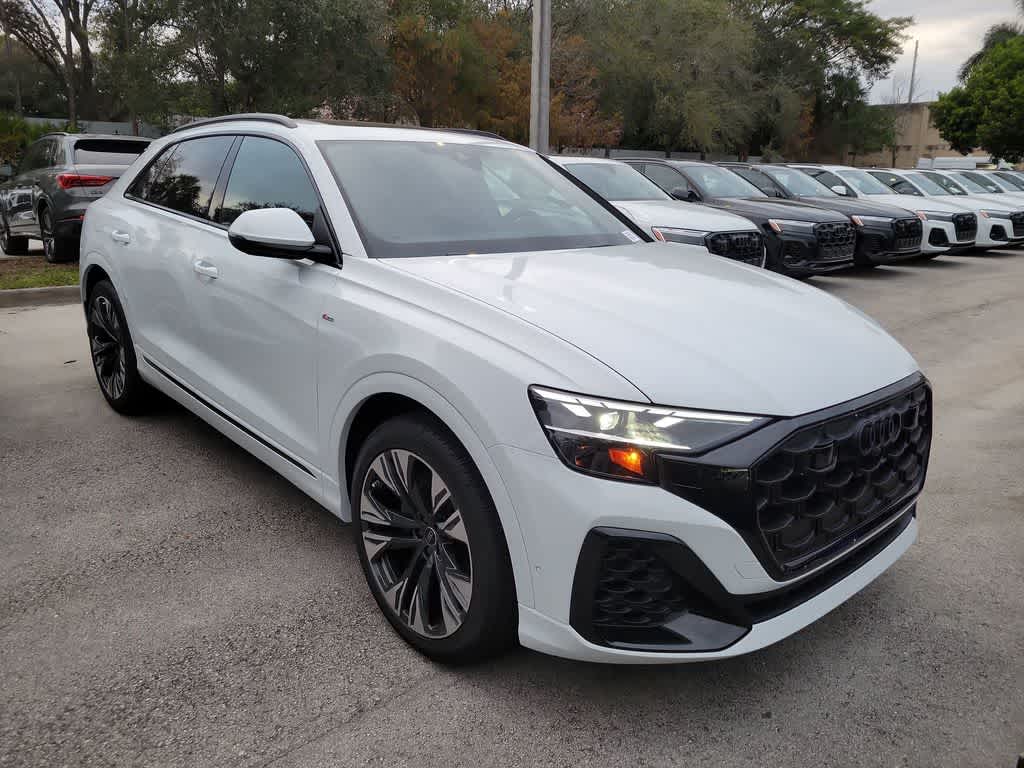 Thumbnail: 2026 Audi Q8 - 2