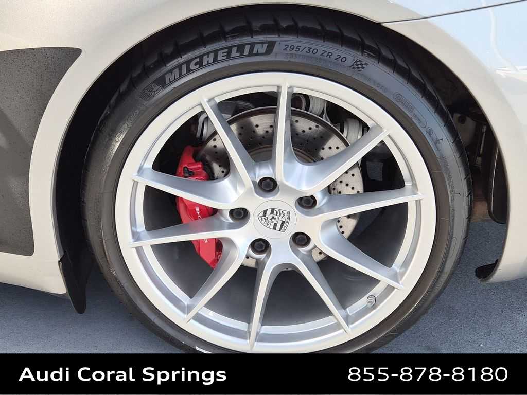 Thumbnail: 2012 Porsche 911 - 11