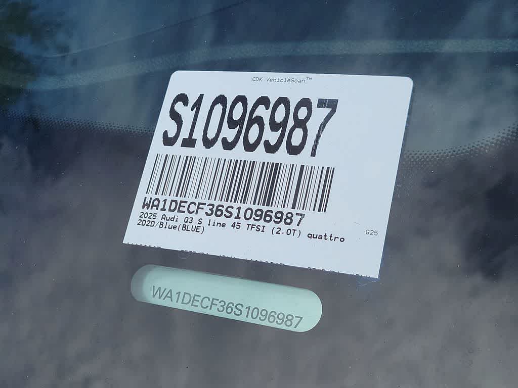 Thumbnail: 2025 Audi Q3 - 29