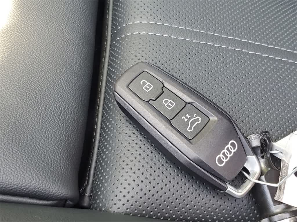 Thumbnail: 2025 Audi Q5 - 28