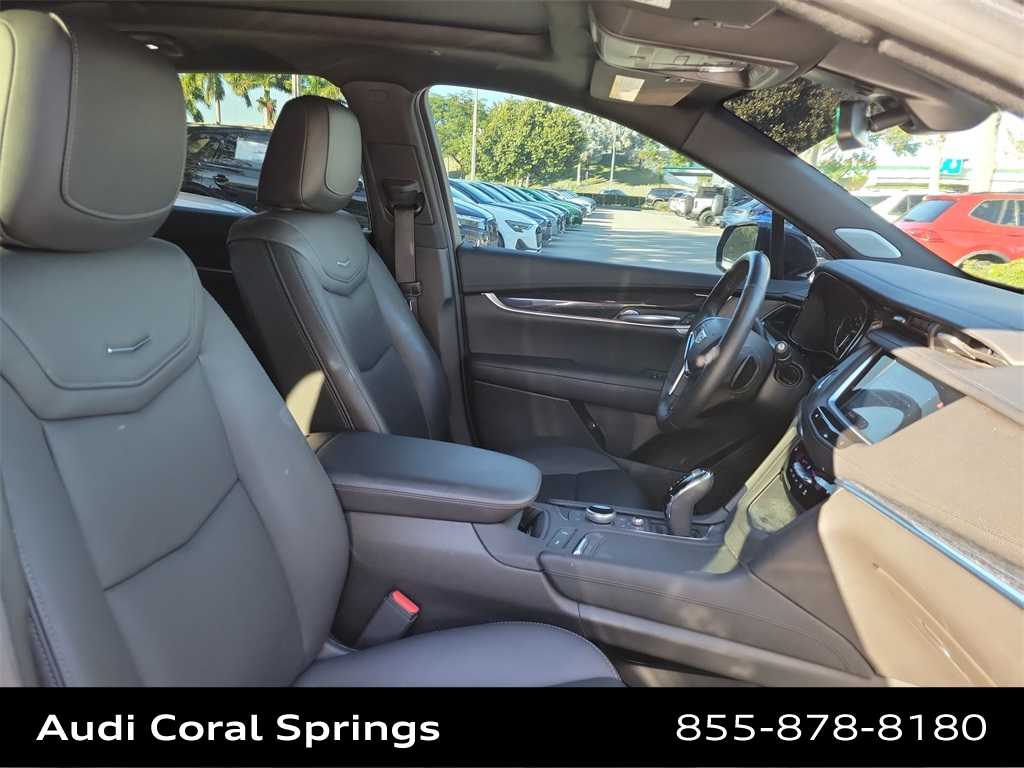 Thumbnail: 2023 Cadillac XT5 - 22