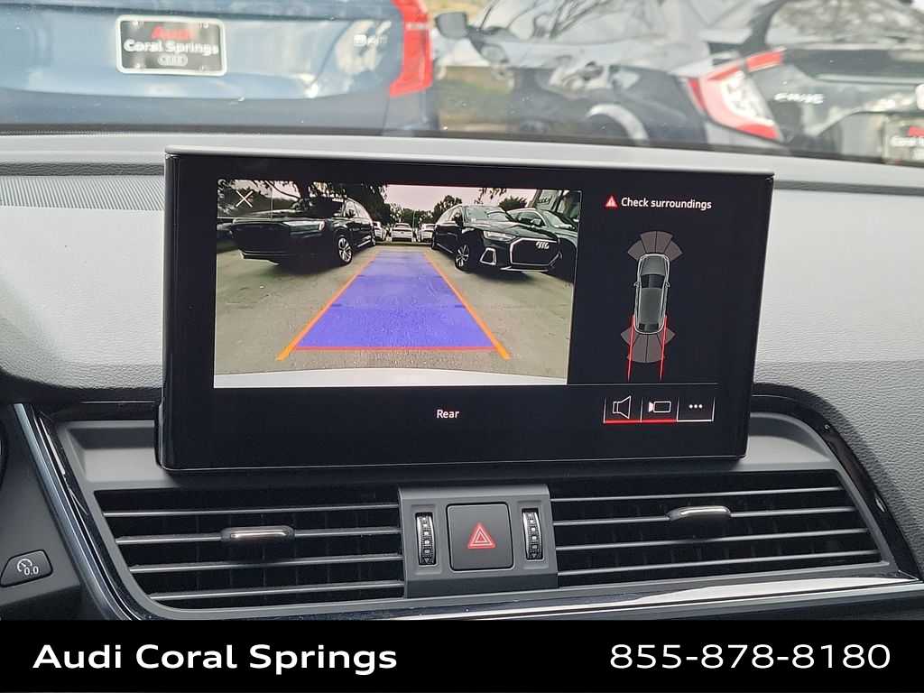 Thumbnail: 2021 Audi Q5 - 24