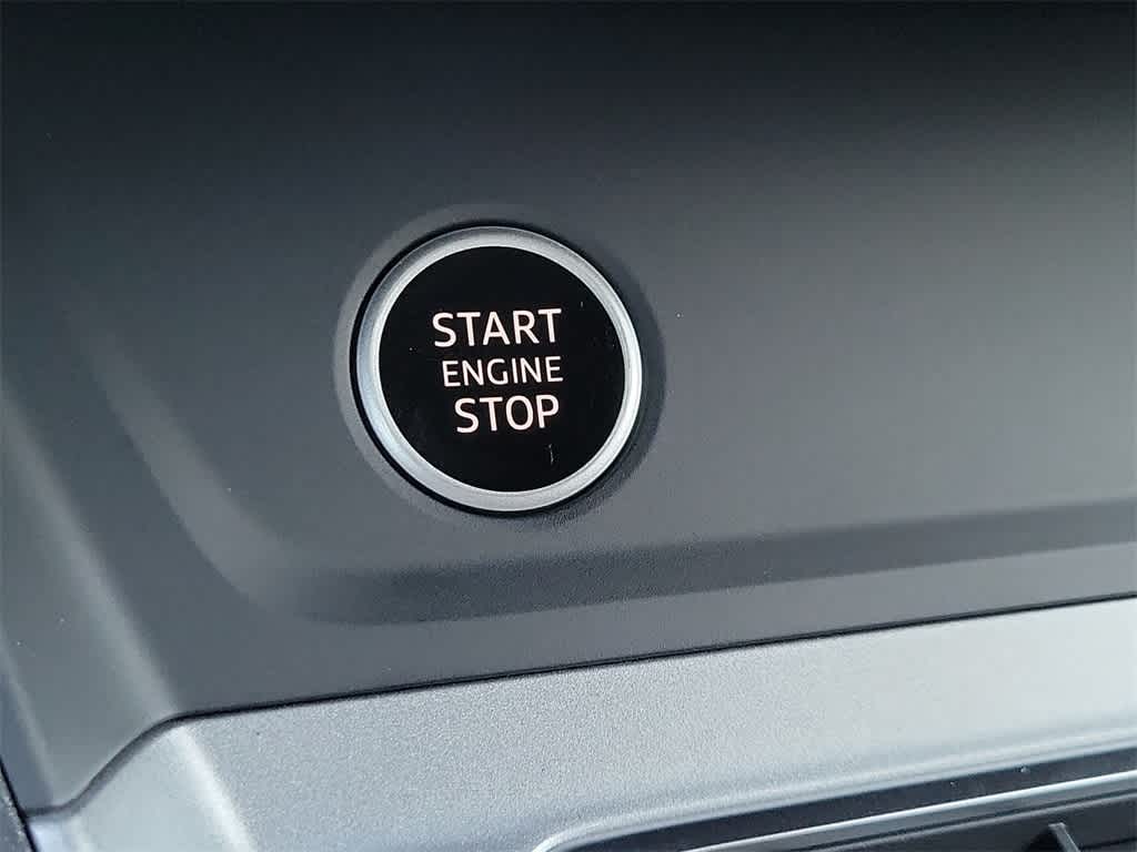 Thumbnail: 2025 Audi Q3 - 27