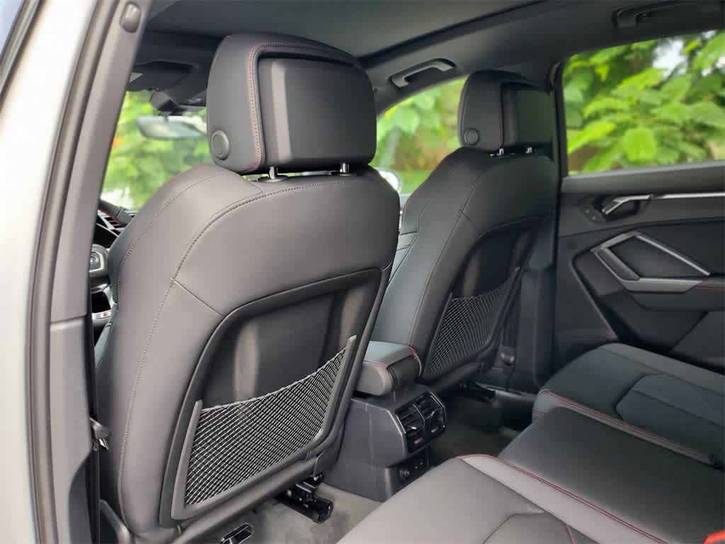 Thumbnail: 2025 Audi Q3 - 19