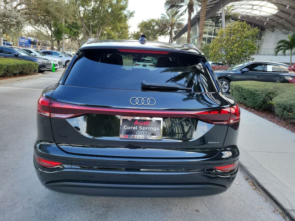 Thumbnail: 2025 Audi Q6 e-tron - 13