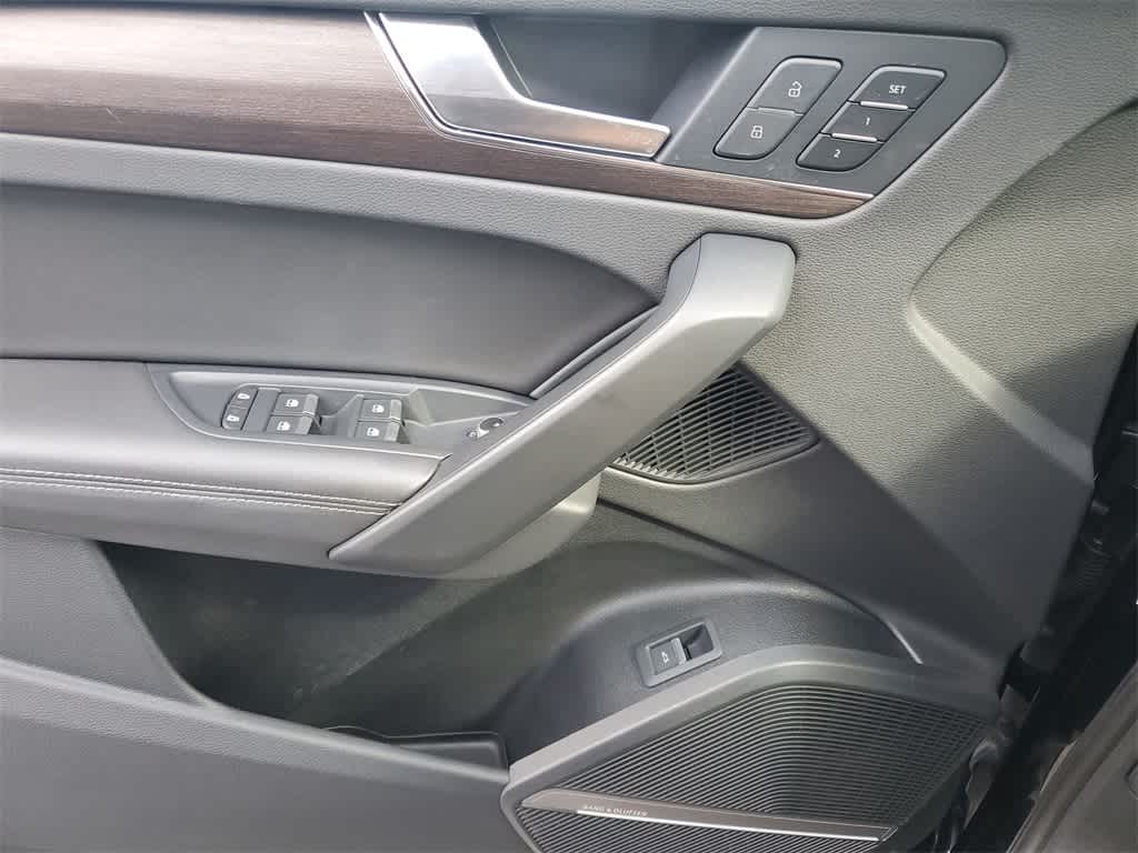 2023 Audi Q5 e Premium Plus 27