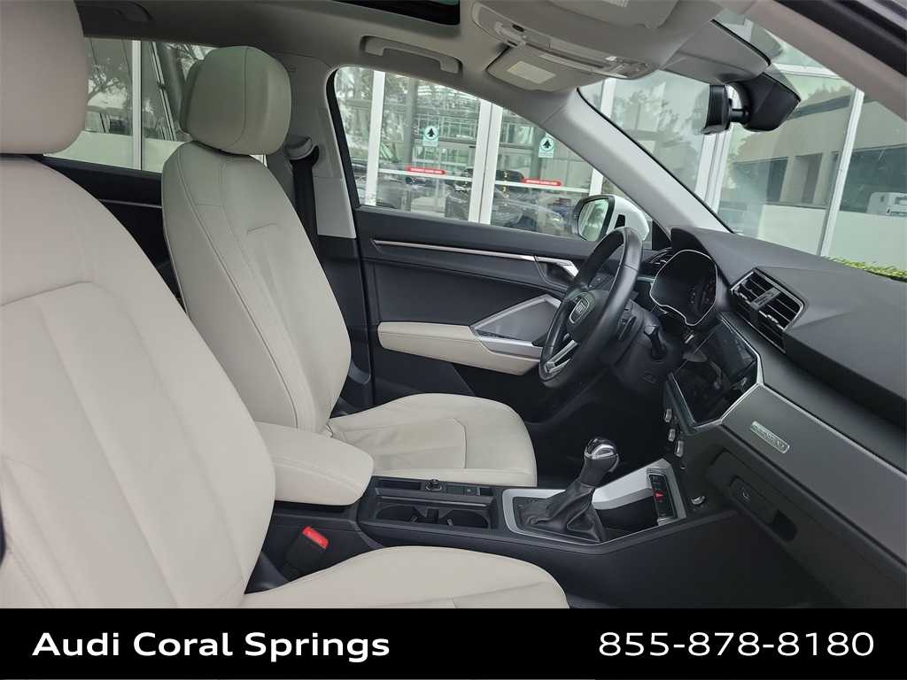 Thumbnail: 2023 Audi Q3 - 22