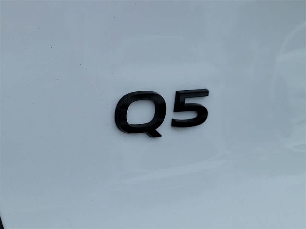 Thumbnail: 2025 Audi Q5 - 15