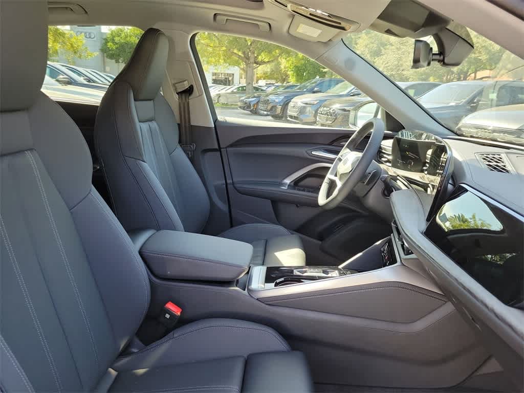 Thumbnail: 2025 Audi Q5 - 22