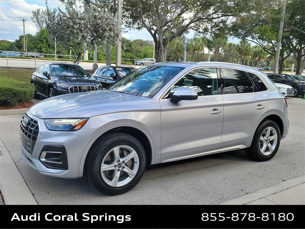 Thumbnail: 2023 Audi Q5 - 4