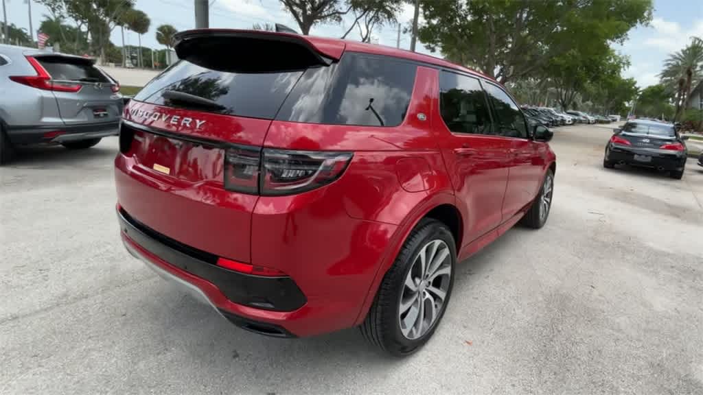 Thumbnail: 2024 Land Rover Discovery Sport - 8