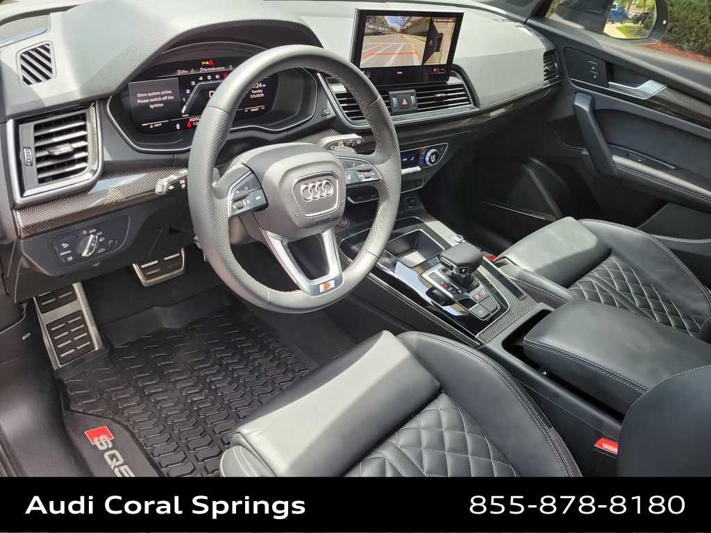 Thumbnail: 2024 Audi SQ5 - 10