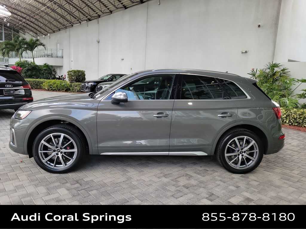 Thumbnail: 2023 Audi SQ5 - 5