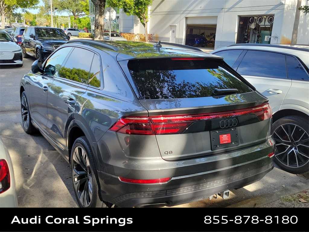 Thumbnail: 2024 Audi Q8 - 12