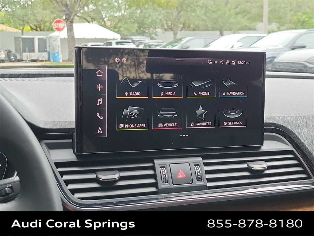 Thumbnail: 2023 Audi Q5 - 24