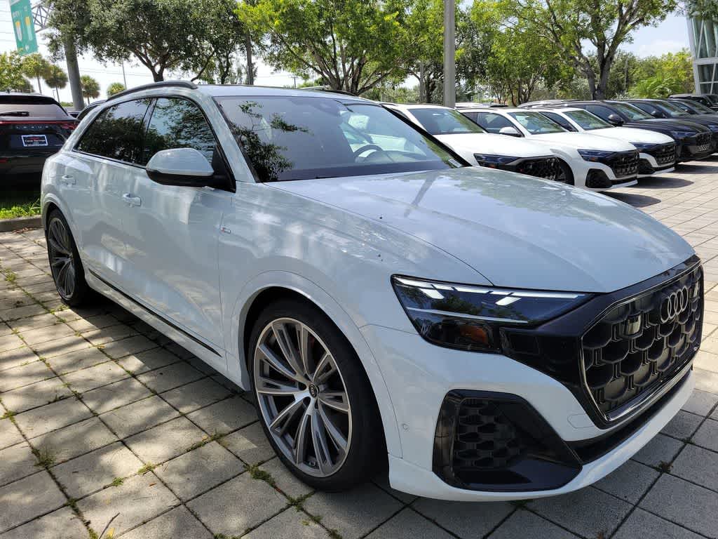 Thumbnail: 2026 Audi Q8 - 6