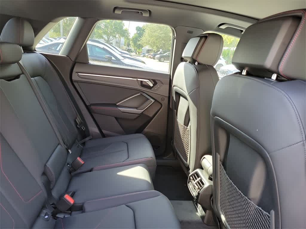 Thumbnail: 2025 Audi Q3 - 21