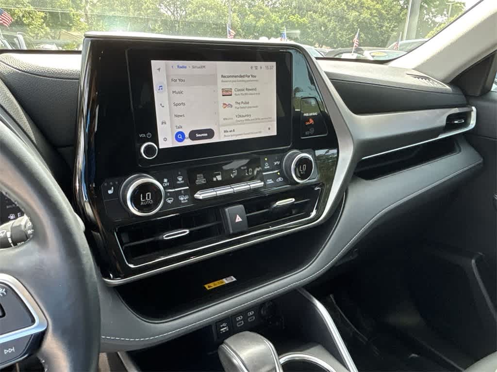2024 Toyota Highlander XLE 30