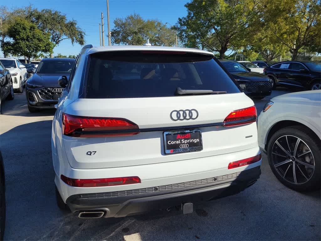 Thumbnail: 2026 Audi Q7 - 3