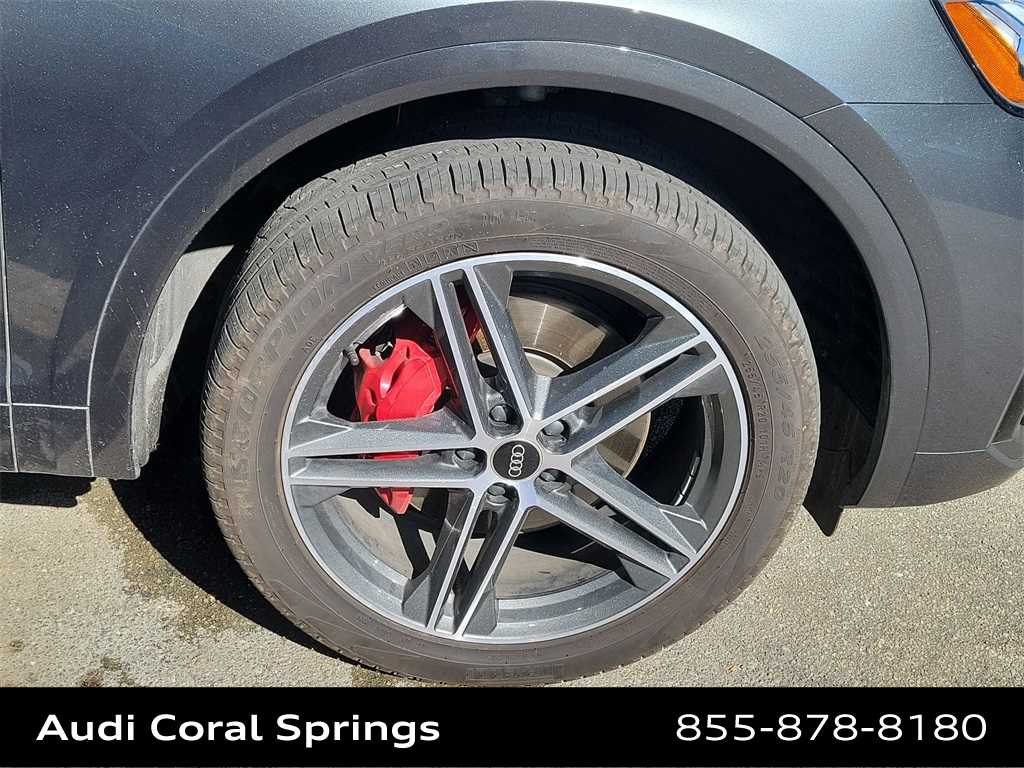 Thumbnail: 2025 Audi Q5 - 18