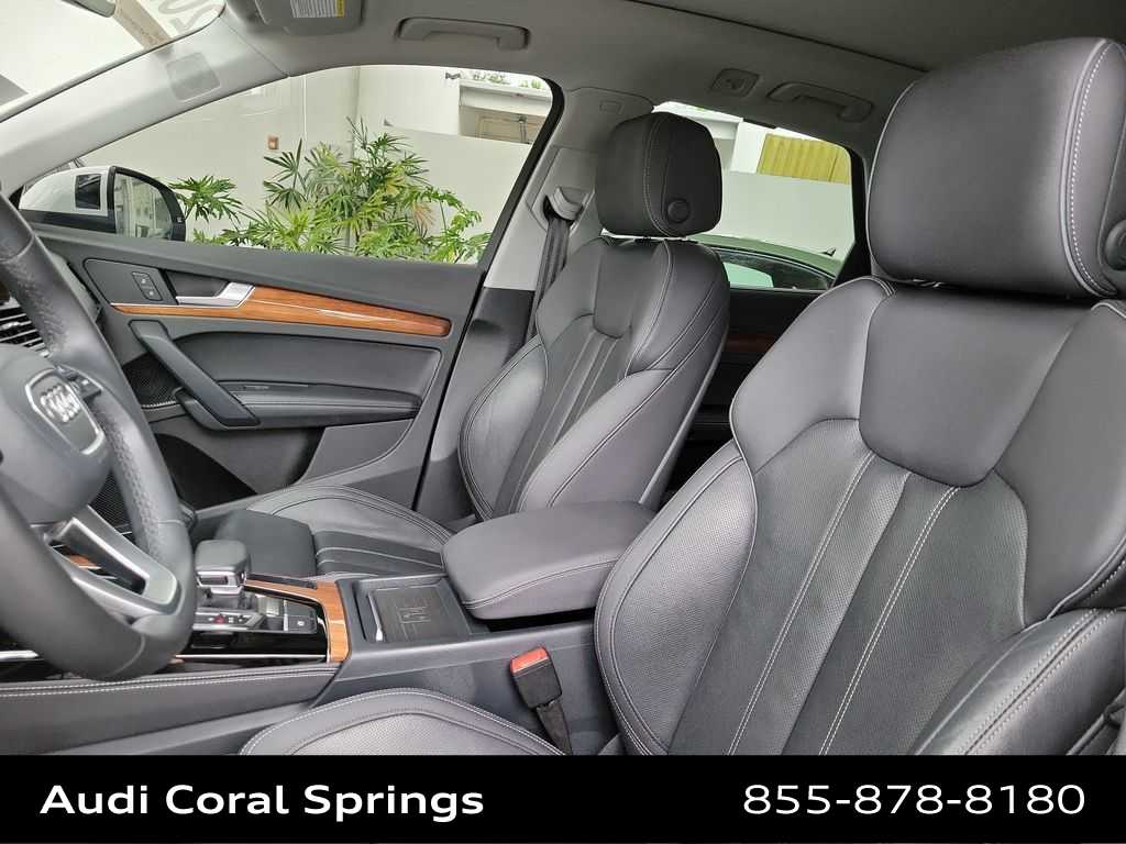 Thumbnail: 2023 Audi Q5 - 19