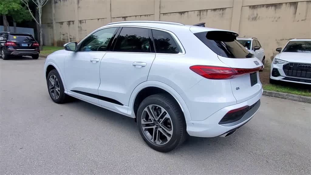 Thumbnail: 2025 Audi Q5 - 6