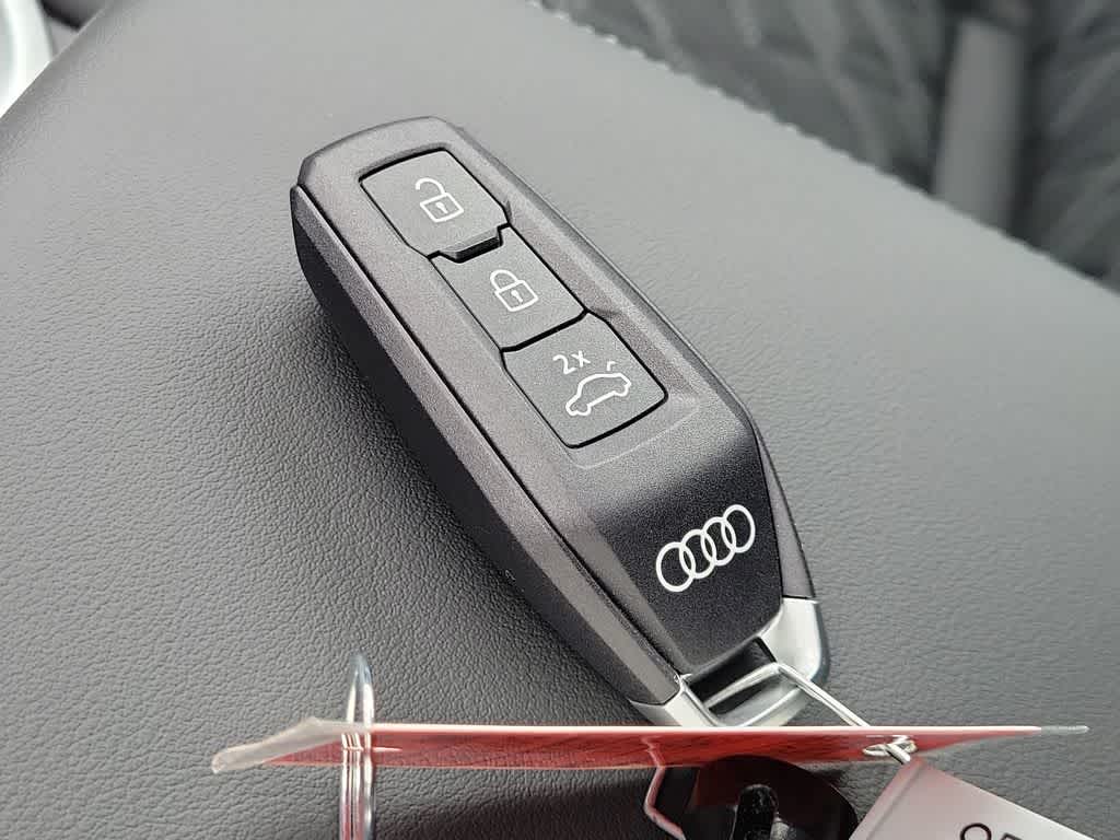 Thumbnail: 2026 Audi SQ5 - 28