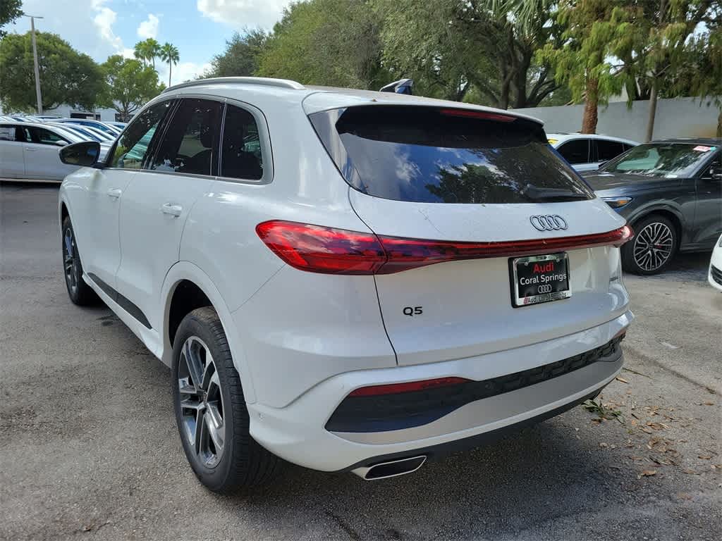 Thumbnail: 2025 Audi Q5 - 4