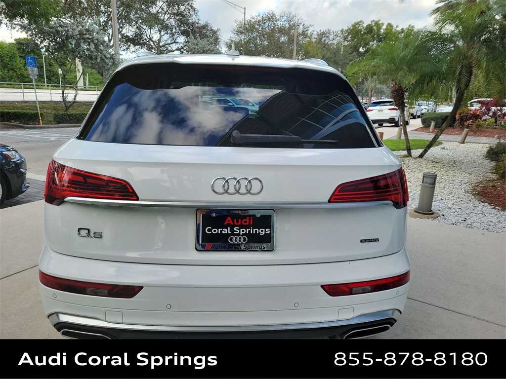 Thumbnail: 2022 Audi Q5 - 13