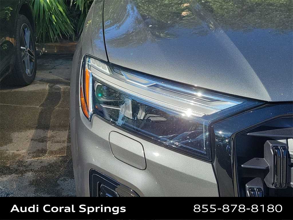 Thumbnail: 2025 Audi Q7 - 16