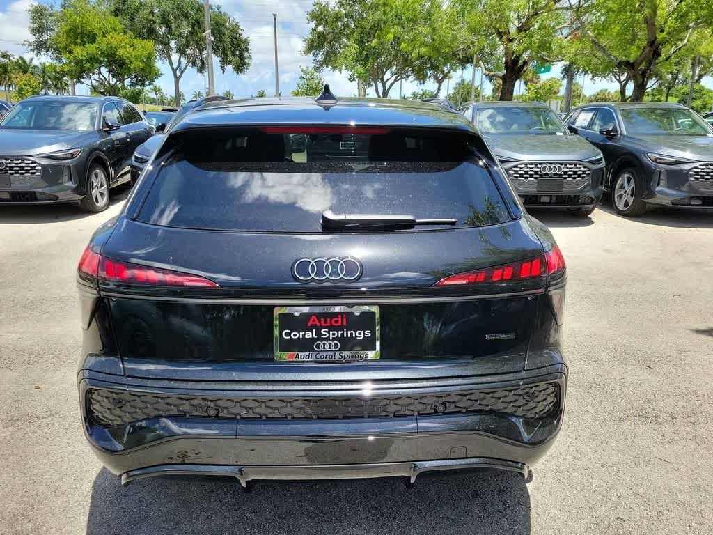 Thumbnail: 2026 Audi Q3 - 7