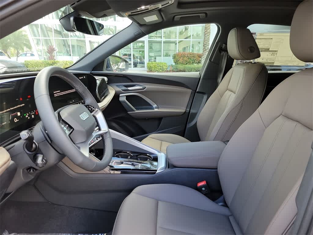 Thumbnail: 2025 Audi Q5 - 19