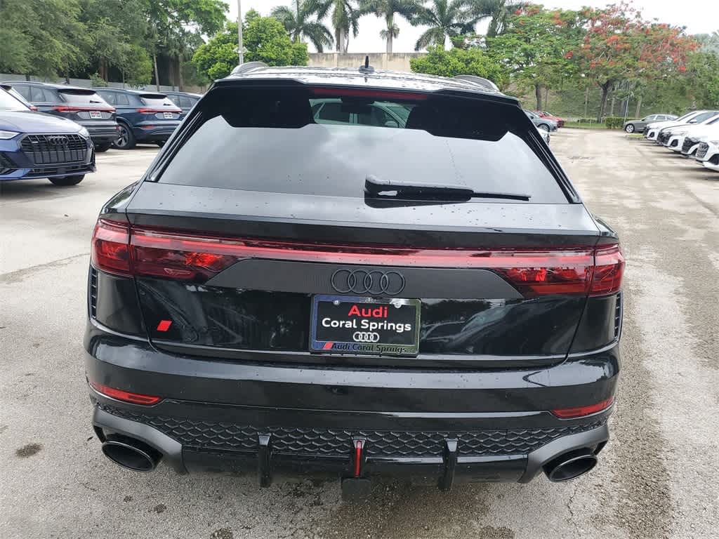 2025 Audi RS Q8 4.0T 13