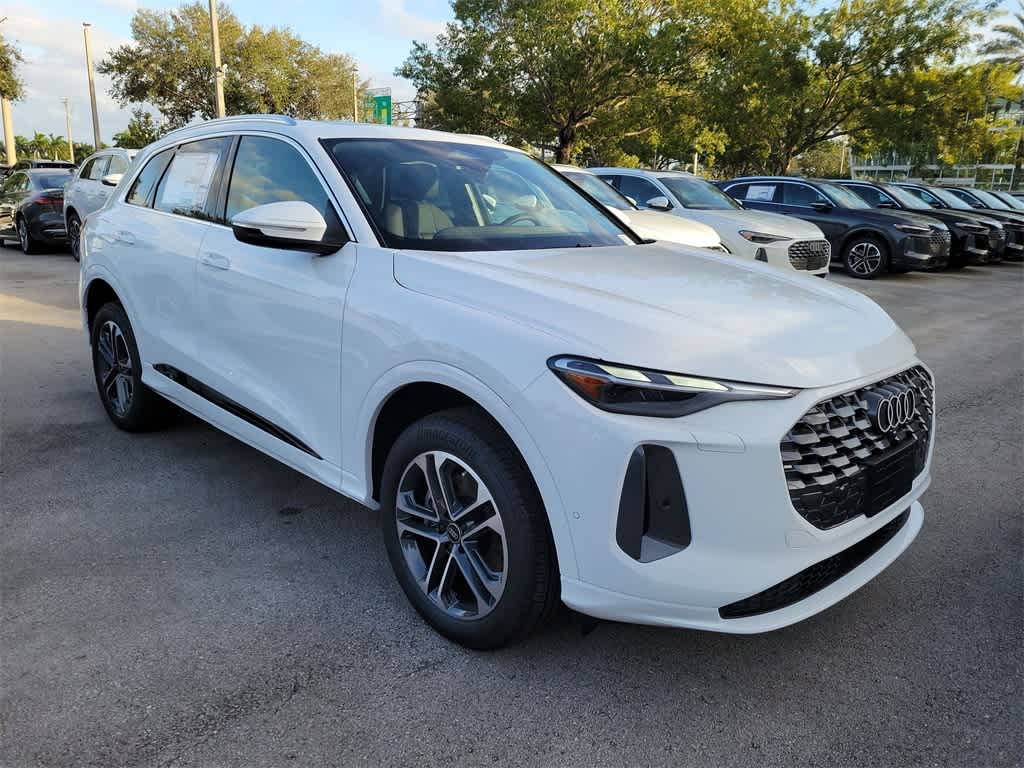 Thumbnail: 2025 Audi Q5 - 2