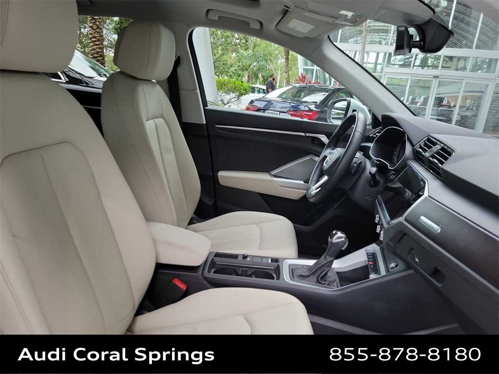 Thumbnail: 2023 Audi Q3 - 14