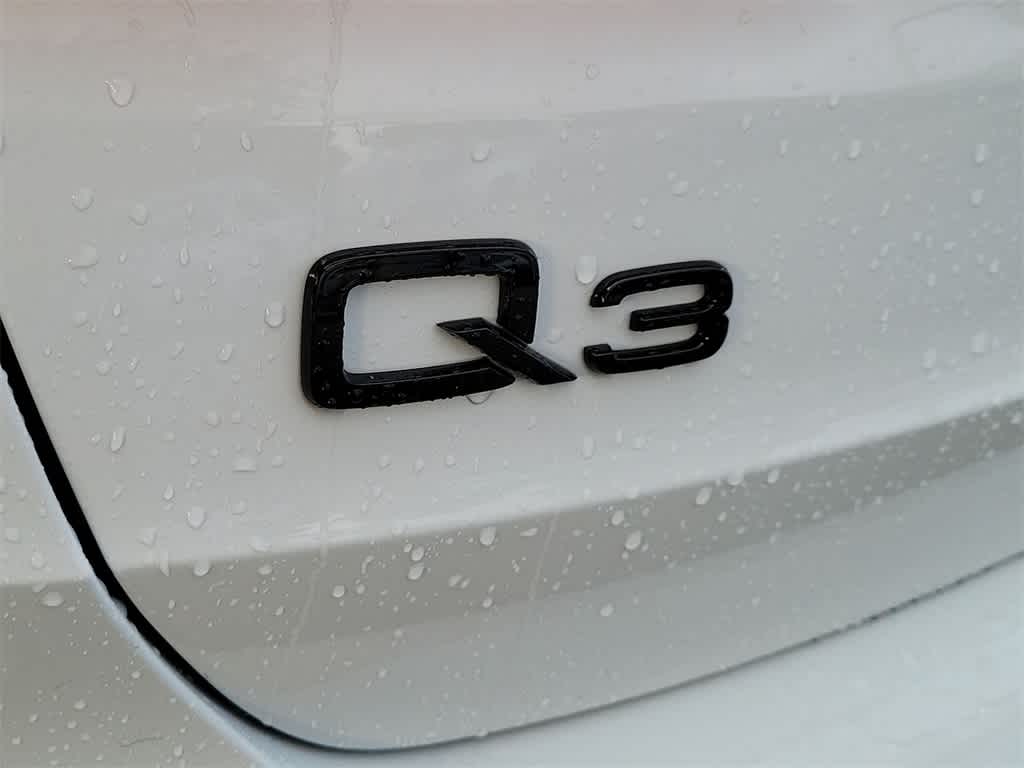 Thumbnail: 2025 Audi Q3 - 15