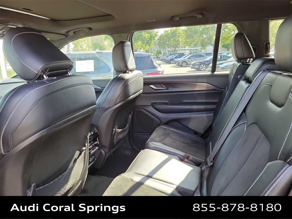 Thumbnail: 2023 Jeep Grand Cherokee L - 20