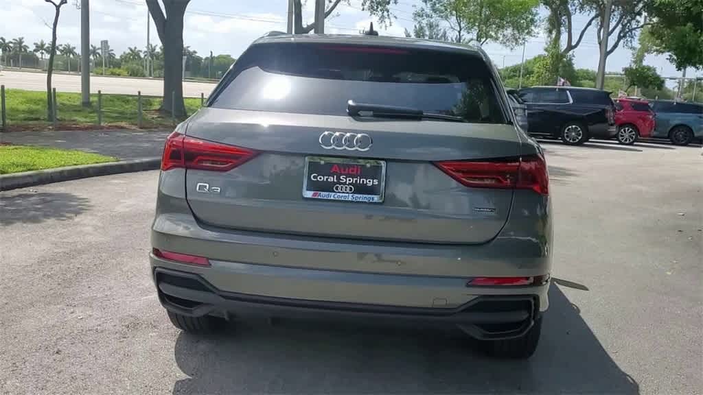 Thumbnail: 2025 Audi Q3 - 7