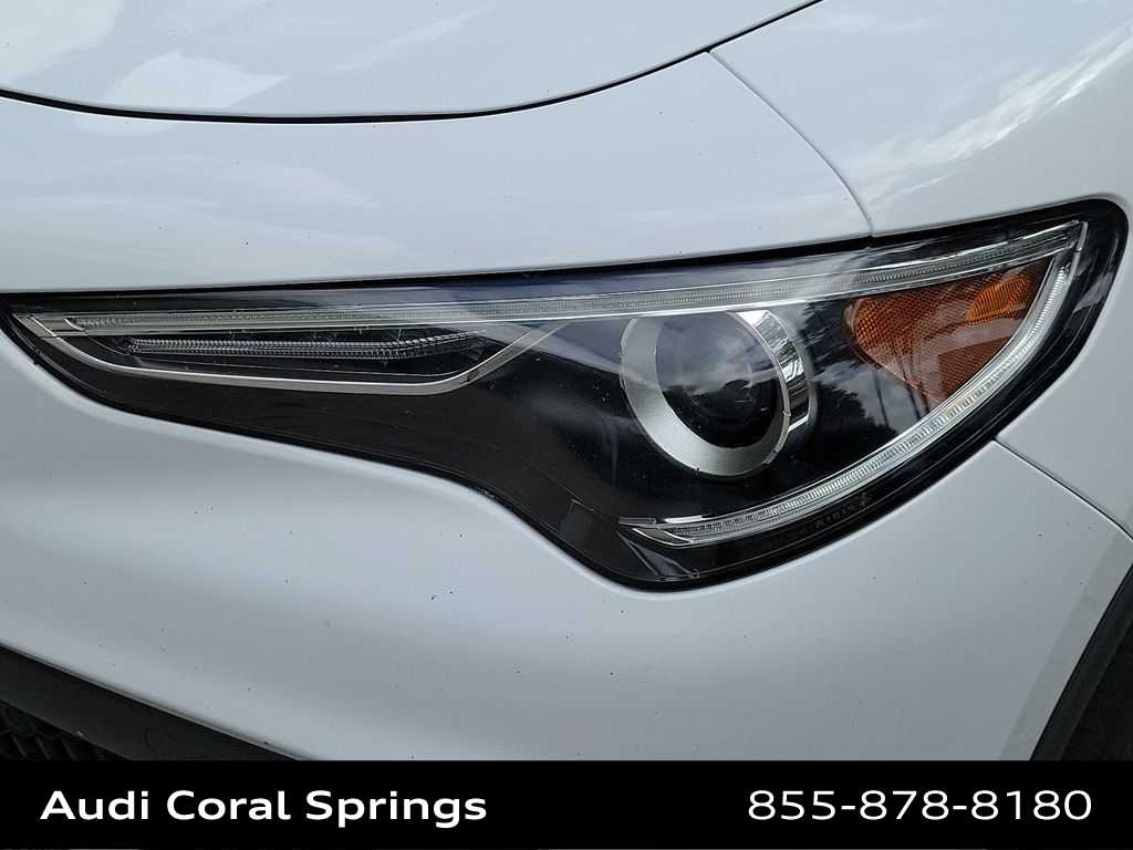 Thumbnail: 2019 Alfa Romeo Stelvio - 22