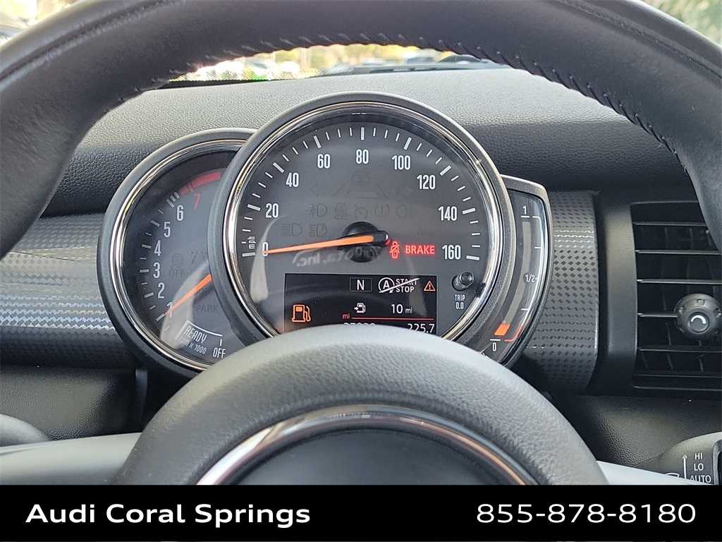 Thumbnail: 2018 MINI Cooper Hardtop - 26