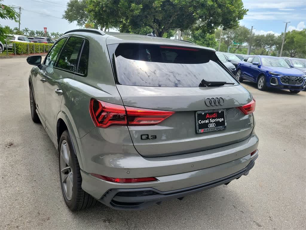 Thumbnail: 2025 Audi Q3 - 6