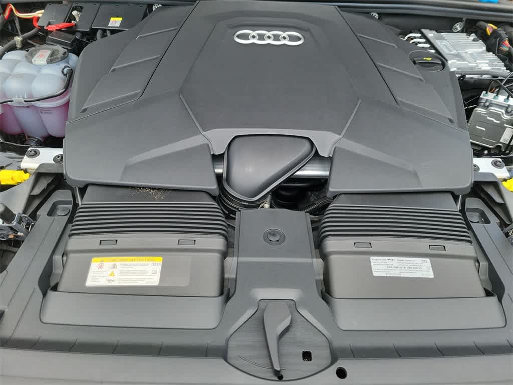 Thumbnail: 2025 Audi Q7 - 9