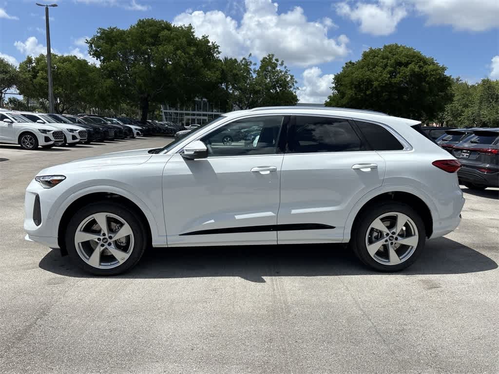 Thumbnail: 2025 Audi Q5 - 17