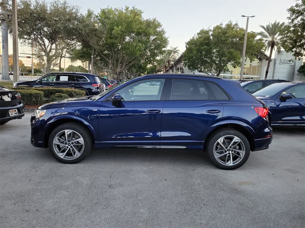 Thumbnail: 2025 Audi Q3 - 5