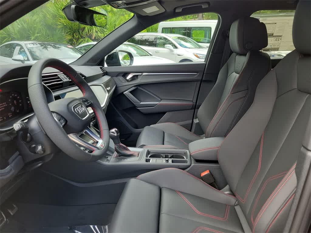 Thumbnail: 2025 Audi Q3 - 11