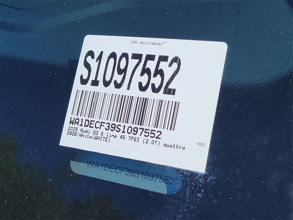 Thumbnail: 2025 Audi Q3 - 29