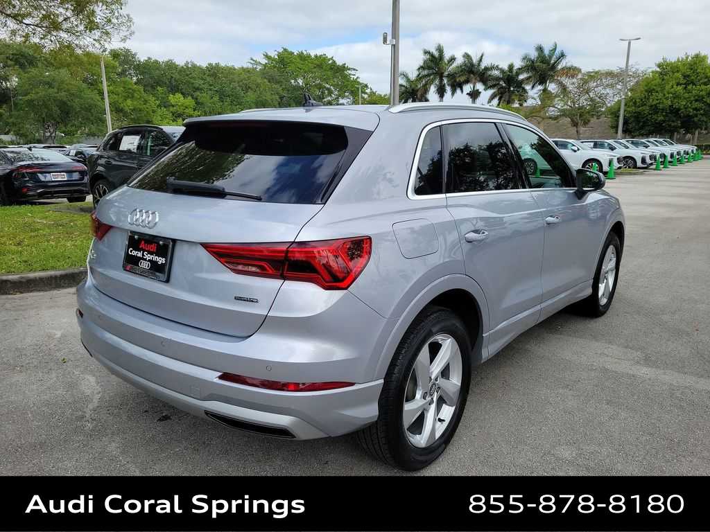 Thumbnail: 2020 Audi Q3 - 8